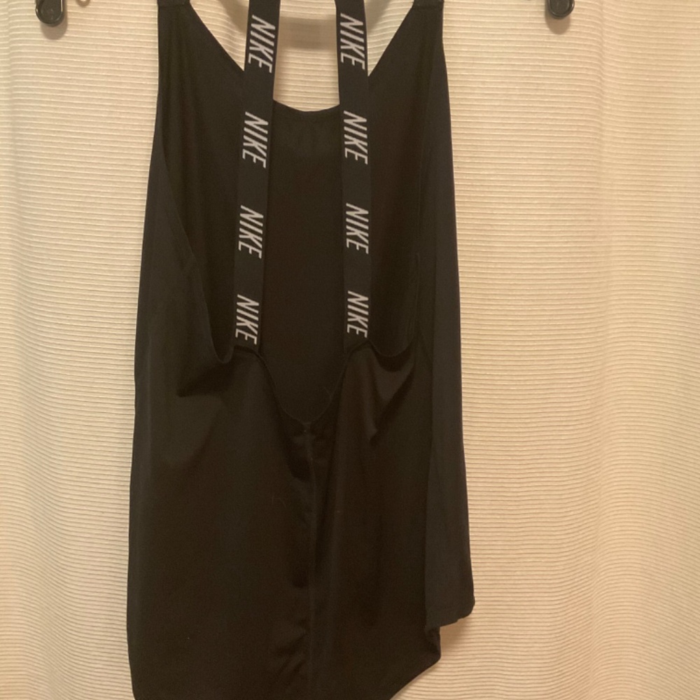 Nike Open Back Tank - Picture 3 of 8